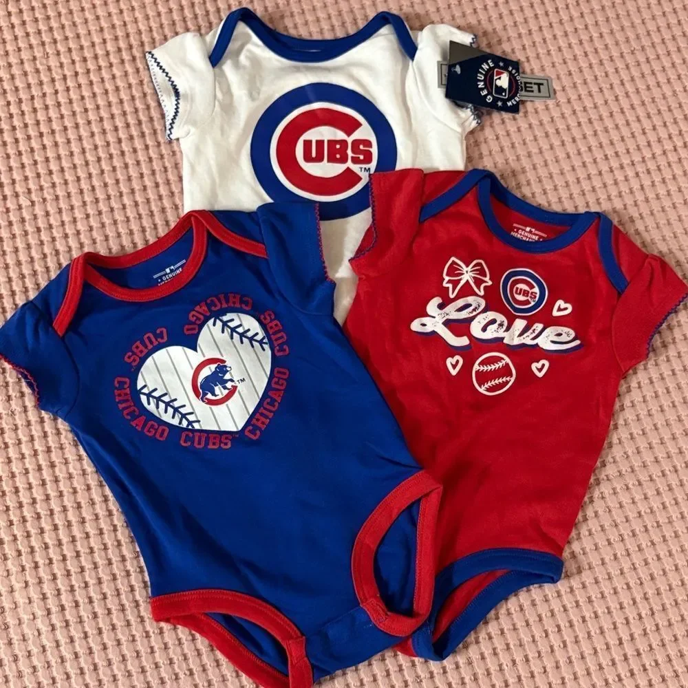 NWT Chicago Cubs Baby Girl Onesies Set Size 6/9 mo